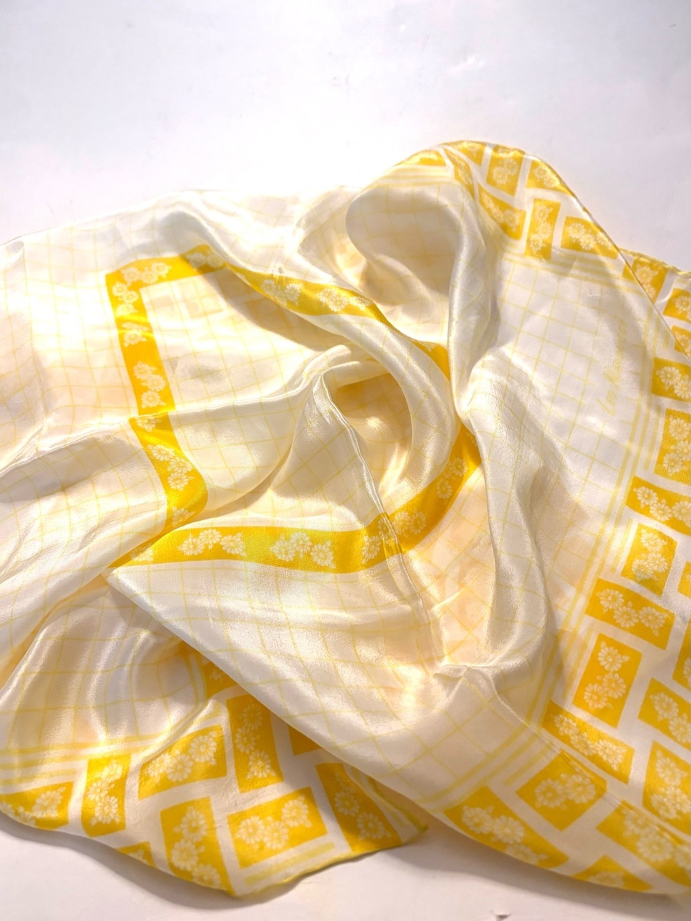 ACCESSORY STREET JAPAN Vintage Silk Scarf 27 inch square, yellow and white